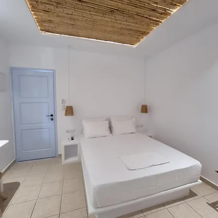 Aparthotel Ilias Place 3*