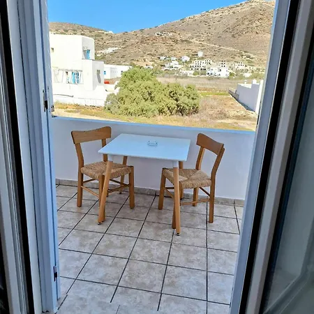 Ilias Place Aparthotel 3*