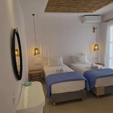 Ilias Place Ios