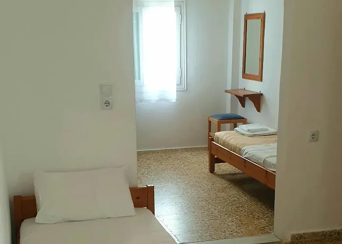 Ilias Place 3* Chora