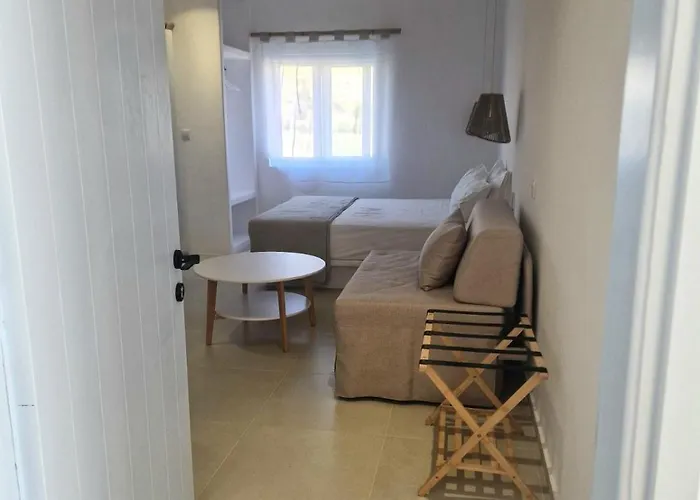 Ilias Place Lejlighedshotel